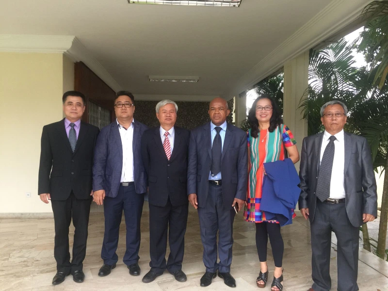 General Corporation of Vegetables, Fruits and Agricultural Products attends Trade Promotion Program in Ivory Coast