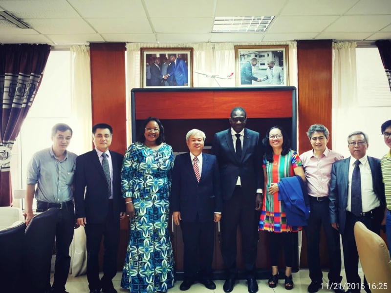 General Corporation of Vegetables, Fruits and Agricultural Products attends Trade Promotion Program in Ivory Coast